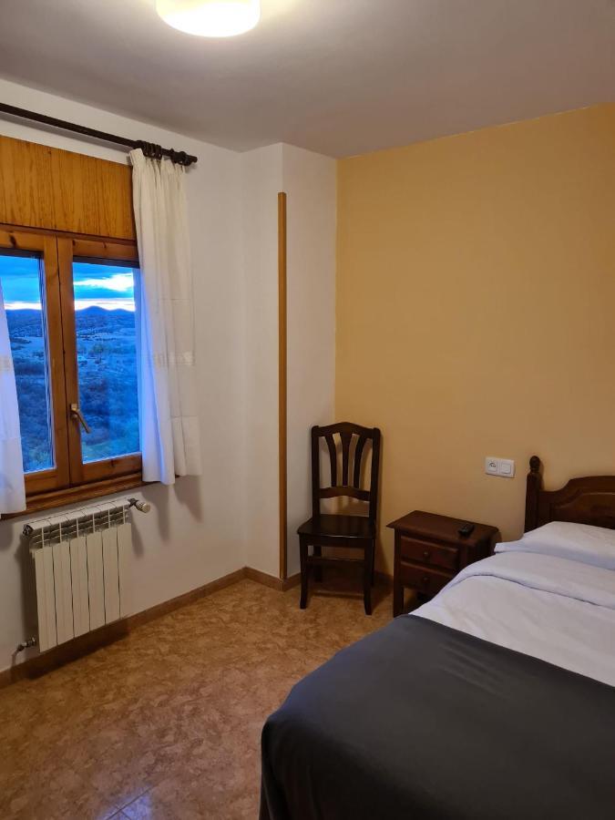 Hostal Estopinan Estopinan del Castillo Exteriör bild